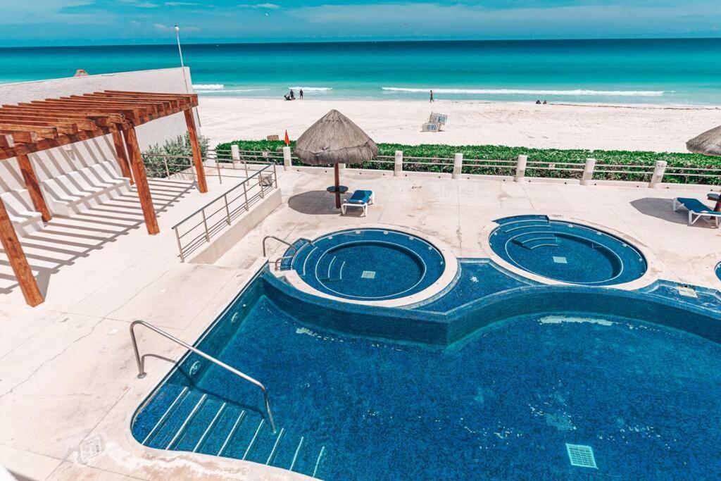 Villas Marlin 108, A Pie De Playa, Albercas, Jacuzi, Ubicacion Inmejorable Cancún Extérieur photo